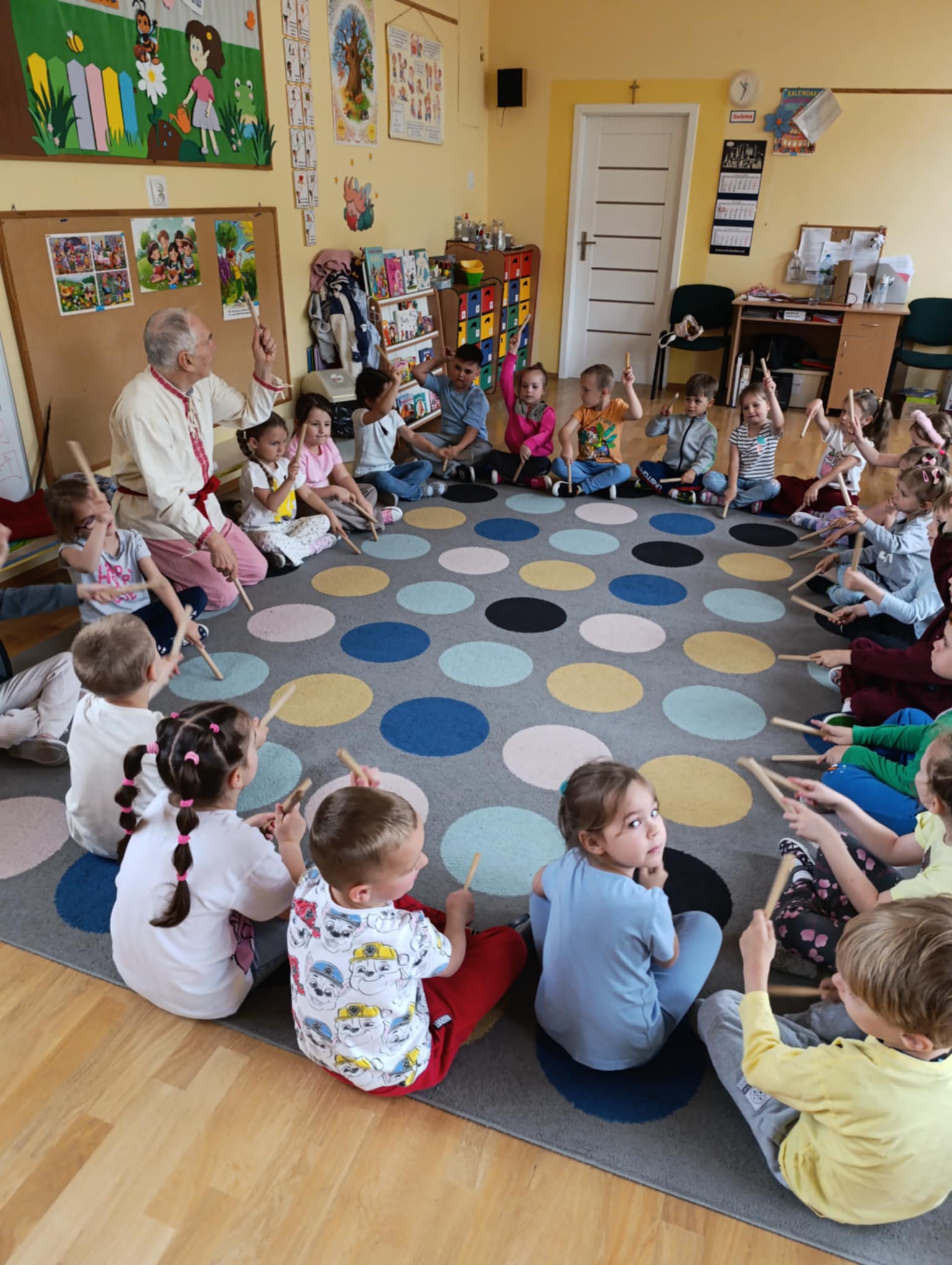 e6486f85 a932 4353 837e 1132b51ba27b