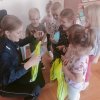 Czytanie dzieciom przez zaproszonych gości 