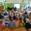 Czytanie dzieciom przez zaproszonych gości 