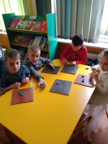 WIOSENNA ŁĄKA