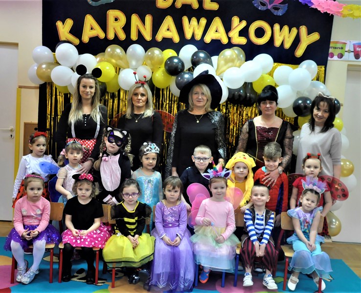 BAL KARNAWAŁOWY GRUPA BIEDRONKI