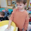 10. Zabawy masą solą