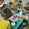 „Skrzaty i Słoneczka  lubią zabawy sensoryczne”