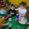 Jeżyki pieką pierniki