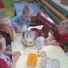 Krasnale pieką babeczki dyniowe
